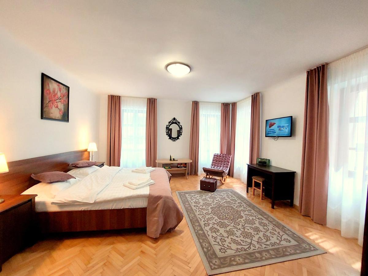Casa Roth Apartment Brasov Ngoại thất bức ảnh