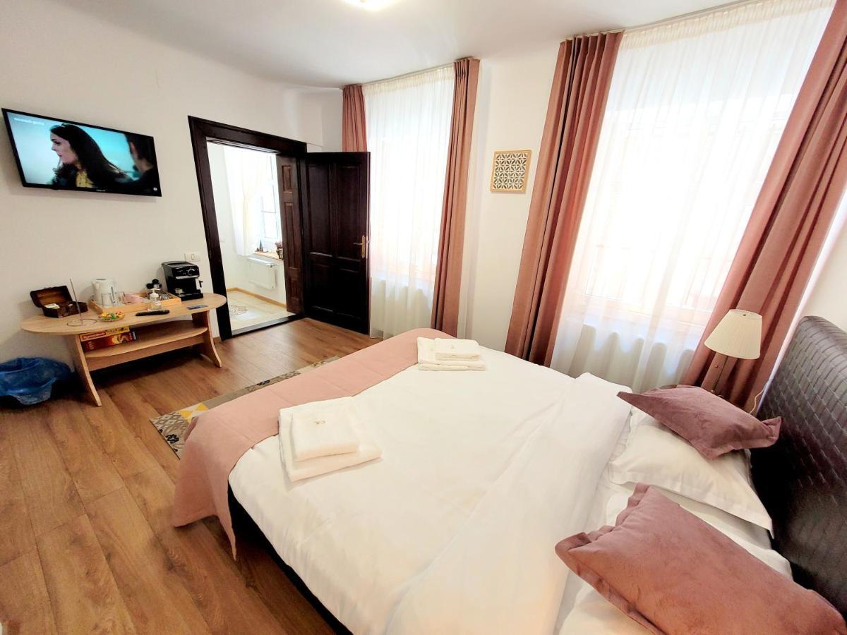 Casa Roth Apartment Brasov Ngoại thất bức ảnh